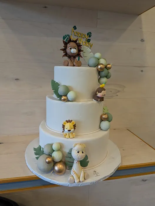 E's Cake Shop Picture 5