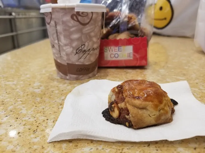 Joe Bakery Picture 4