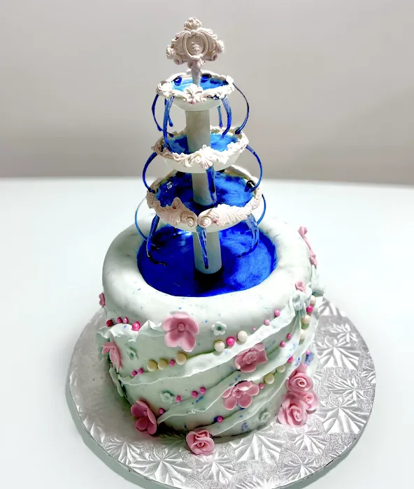 Custom cakes and cookies - Everything Cakes Picture 3