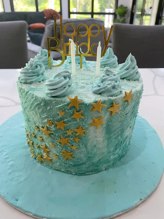 Custom cakes and cookies - Everything Cakes Picture 4