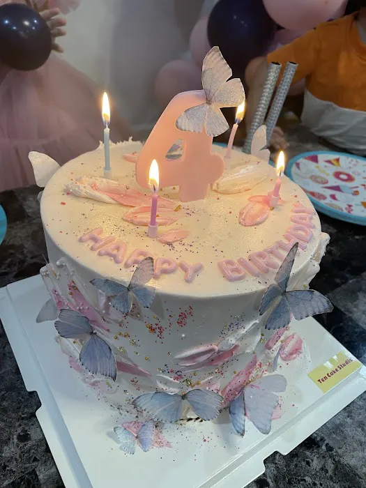 Ten Cake Studio Picture 9