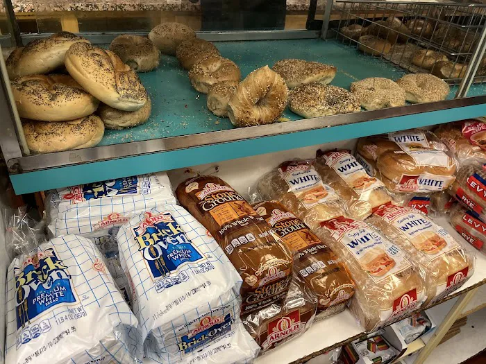 H & L Bagels Picture 7