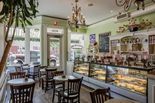 Little Cupcake Bakeshop