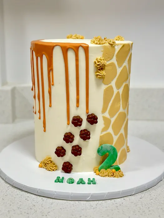 Isa's Cake (online only) Picture 4