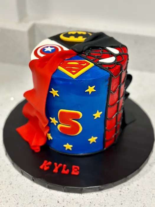 Isa's Cake (online only) Picture 5