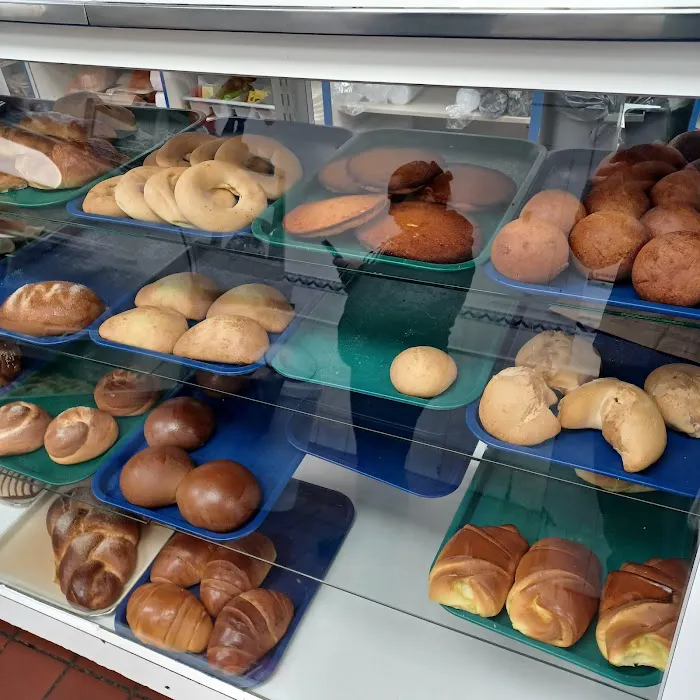 J & M Bakery Picture 3
