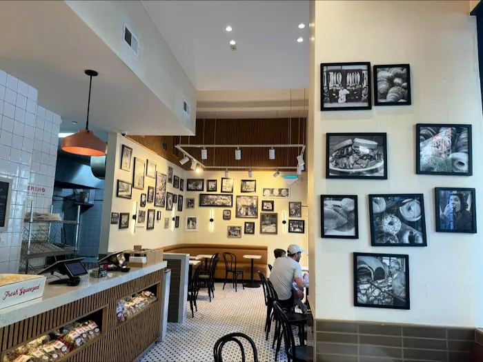Kossar's Bagels & Bialys (UWS) Picture 6