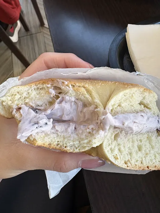 Bagels Plus Picture 4