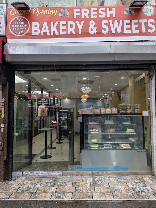 Fresh bakery & Sweets Picture 3