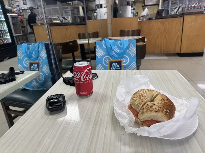 Hot Bagels and Bialys Picture 4