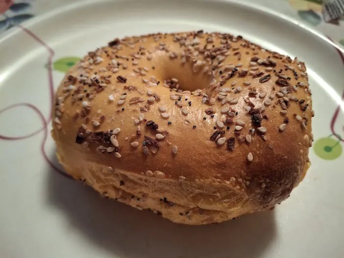 Hot Bagels and Bialys Picture 9