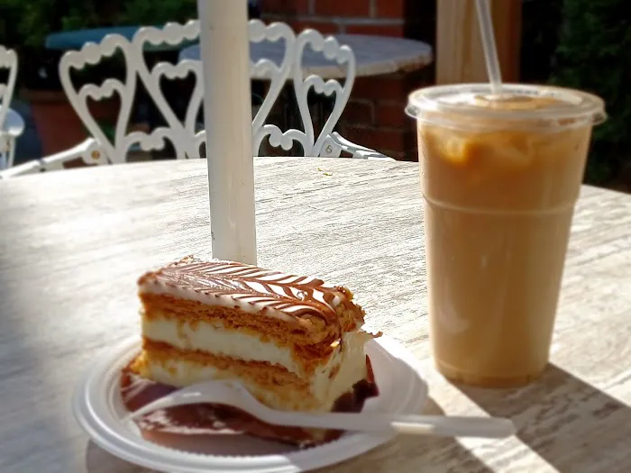 Our Backyard Cafe Picture 5