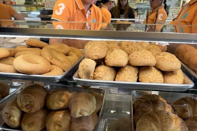 La Antioquena Bakery 2