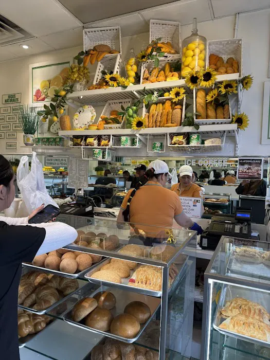La Antioquena Bakery 2 Picture 3