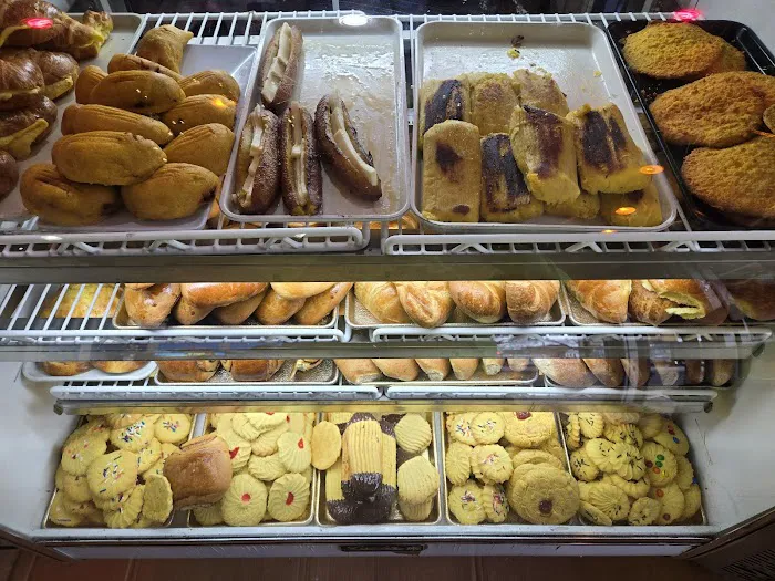 La Nueva Ambatenita Bakery Picture 5