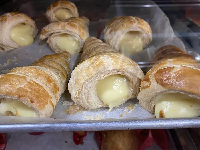 Vallecito Bakery Picture 10