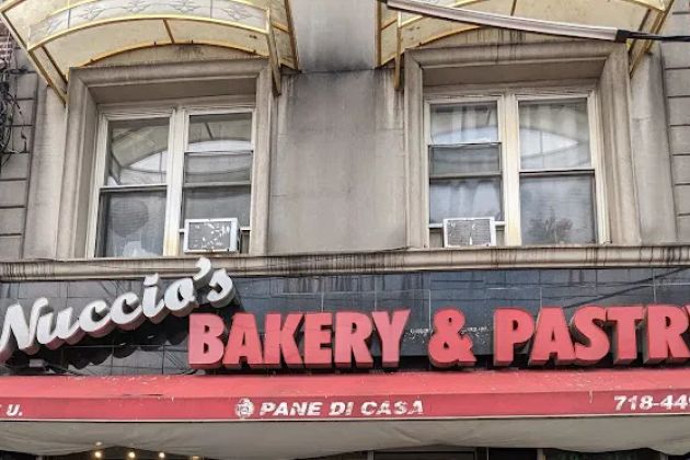 Nuccio's Bakery
