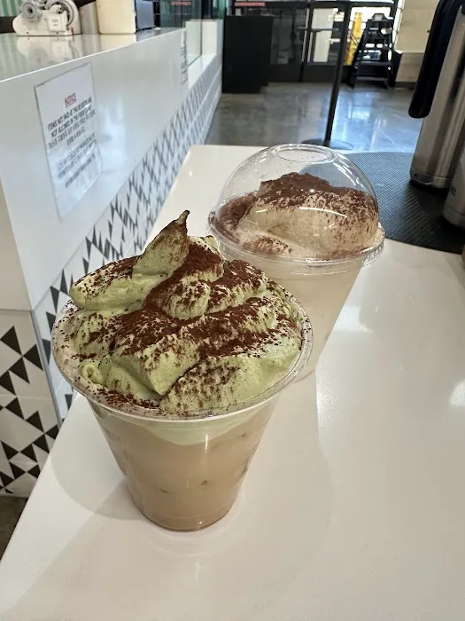 L’Ami Bakery & Cafe Picture 9