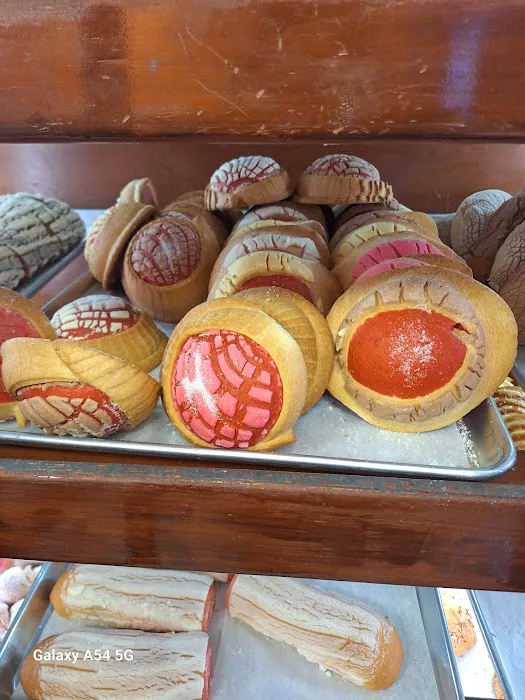 BryJus international Bakery Picture 1