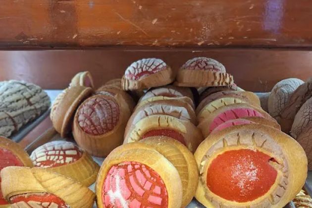 BryJus international Bakery