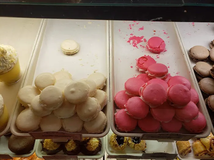 omonia cafe next door Picture 8