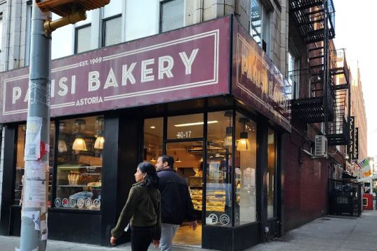 Parisi Bakery