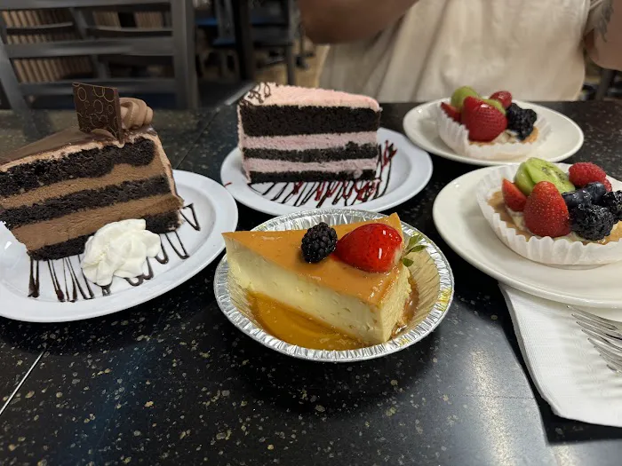 Sherlyn's Bakery Picture 7