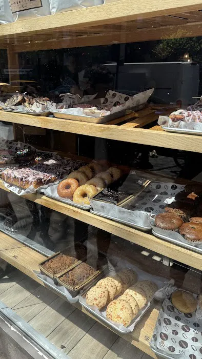 Modern Bread and Bagel Picture 5