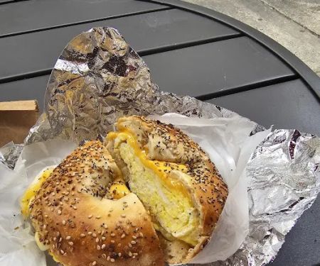 Tal Bagels