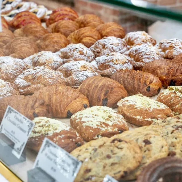 Patis Bakery Picture 3