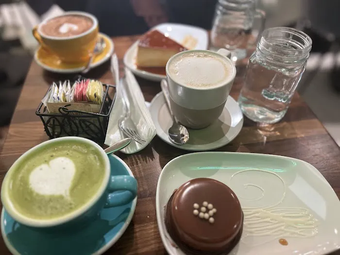 Mia's Brooklyn Bakery Picture 6