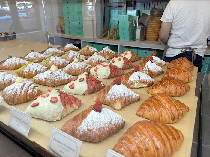 Angelina Bakery - UES Picture 3