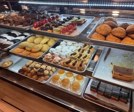 Lety's Bakery and Cafe