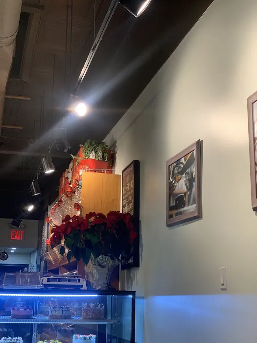 Lety's Bakery and Cafe Picture 6