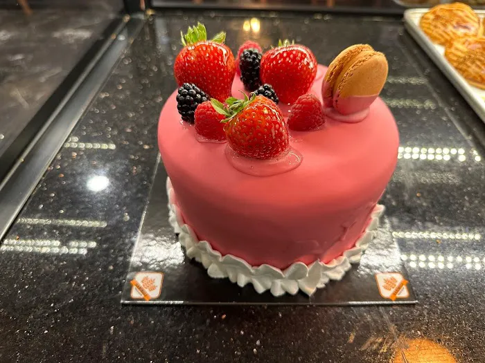 Pavlova Bakery Cafe Picture 2