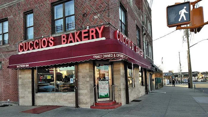 Cuccio's Bakery Picture 3