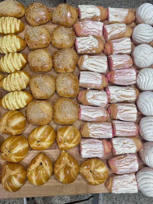 Pan de Casa Bakery Picture 2