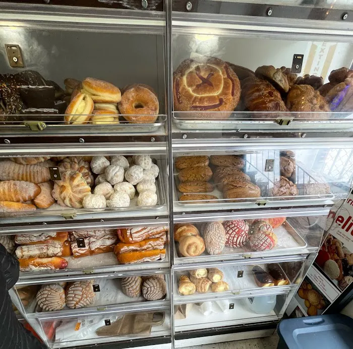 Panaderia Carmelita Picture 10