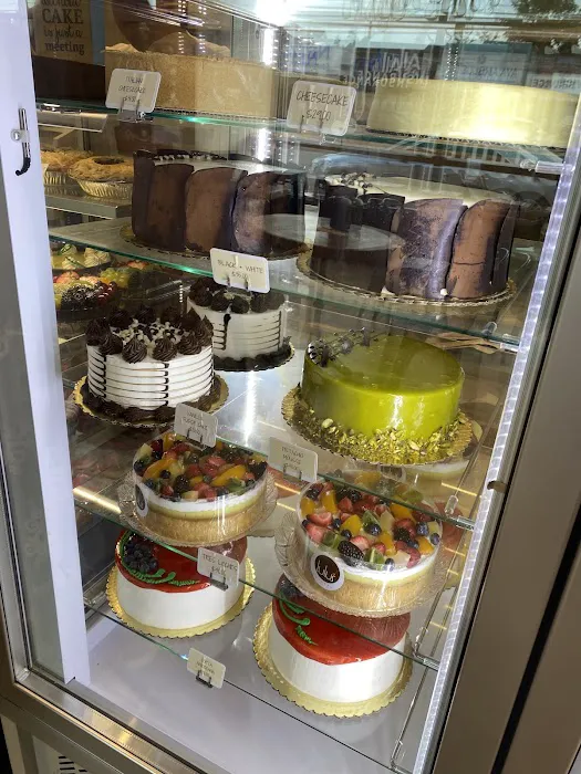 Lulu's Bakery Picture 8