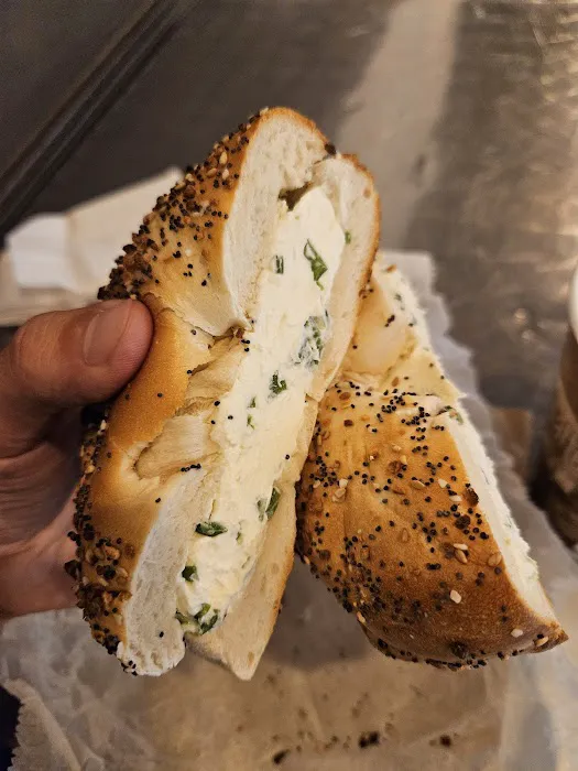 Bagels & Beyond Picture 5
