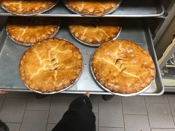 People's Bakery Pastry Shop Picture 5
