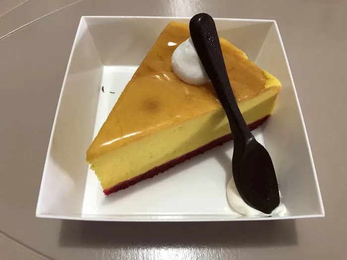 Yu King Bakery Inc Picture 8