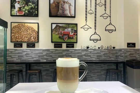Cafu00e9 de Colombia Bakery II