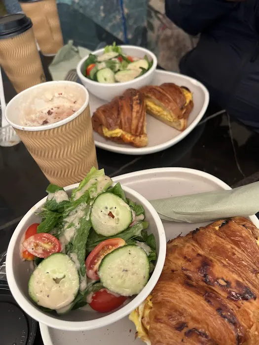 Patis Bakery Picture 3