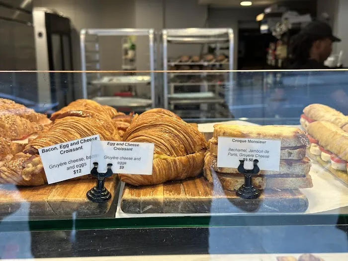 Julien Boulangerie Picture 1