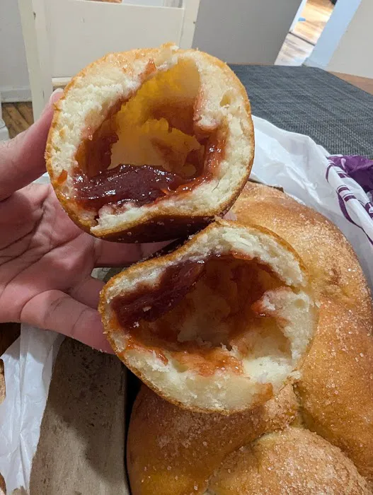 La Montaña Bakery Y Empanadas Picture 6