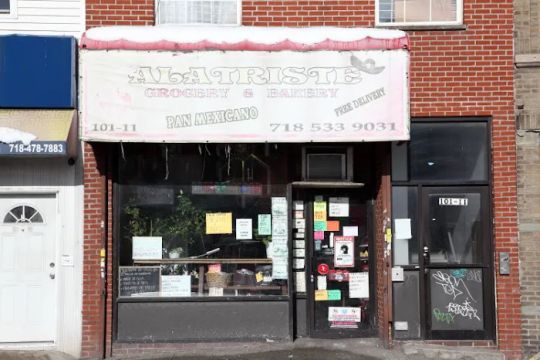 Alatriste Grocery & Bakery