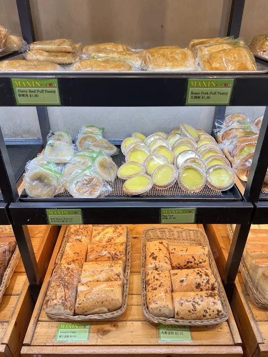 Maxin Bakery Picture 3