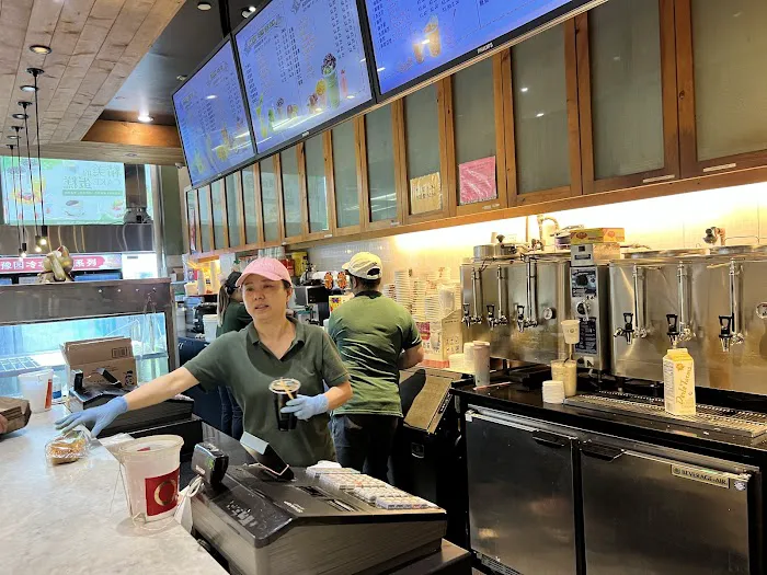 Maxin Bakery Picture 7