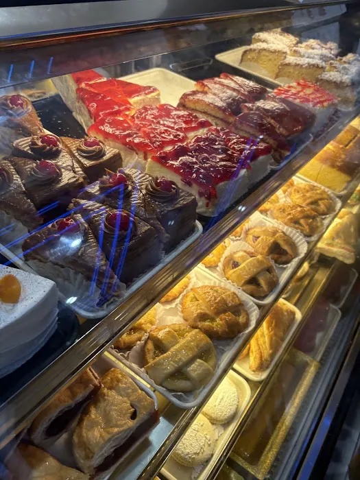 Latin Bakery Picture 3